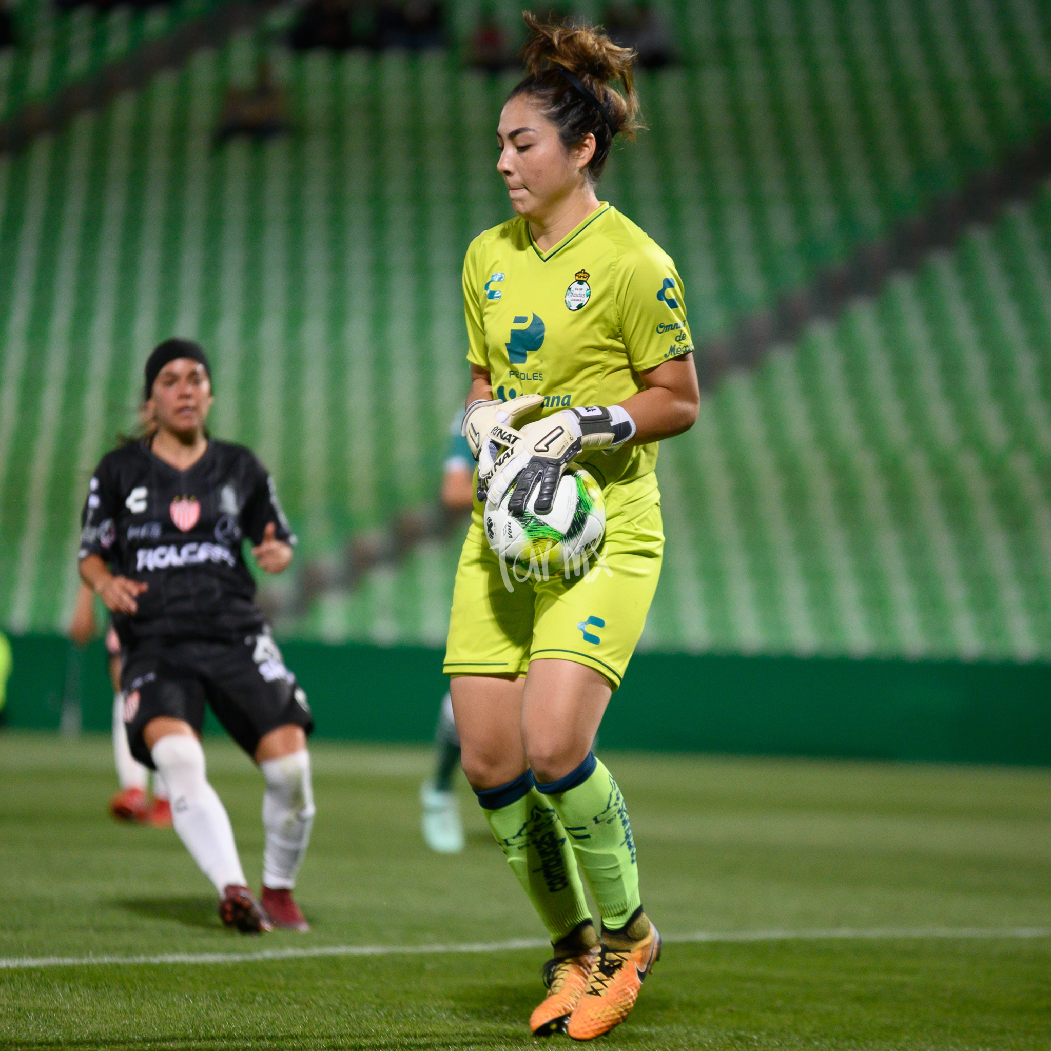 Wendy Toledo, Santos vs Necaxa J10 C2019 Liga MX Femenil //  -  