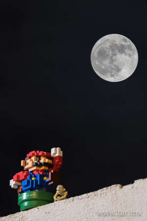 Mario va a la luna